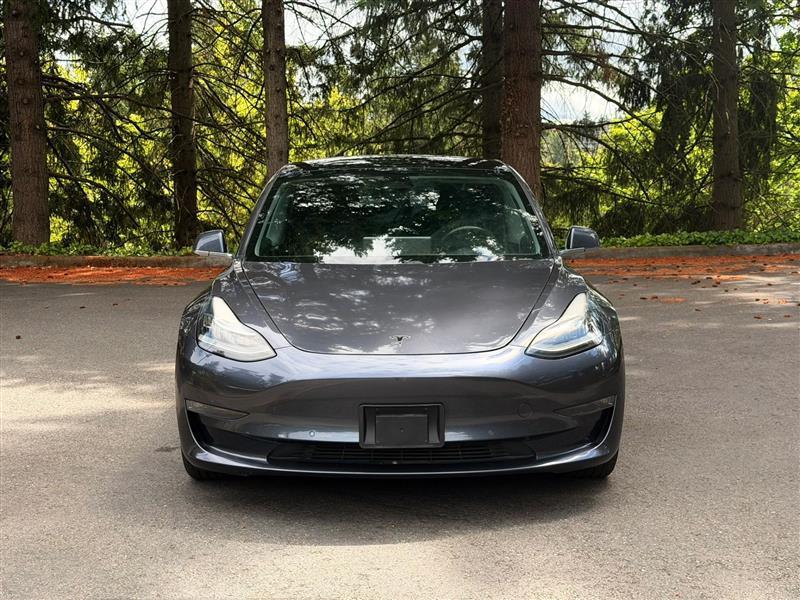 tesla model 3 2018 5YJ3E1EA2JF047684 image tesla model 3 2018 5YJ3E1EA2JF047684 image